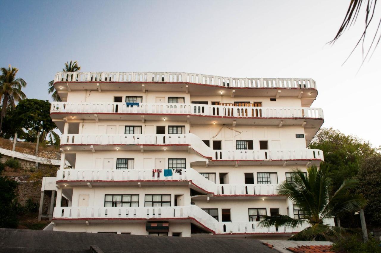 La Coral Beach House Hostel Puerto Escondido  Exterior photo